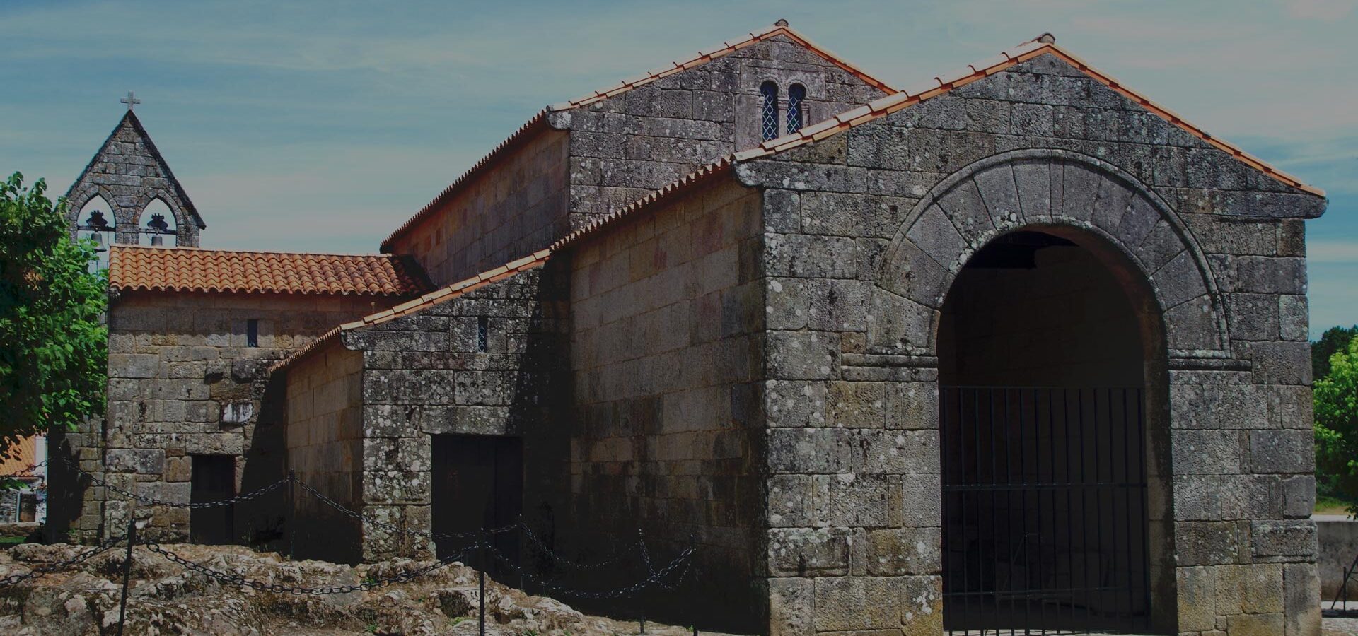 Igreja Matriz de Lourosa - Igreja Moçárabe de São Pedro de Lourosa
